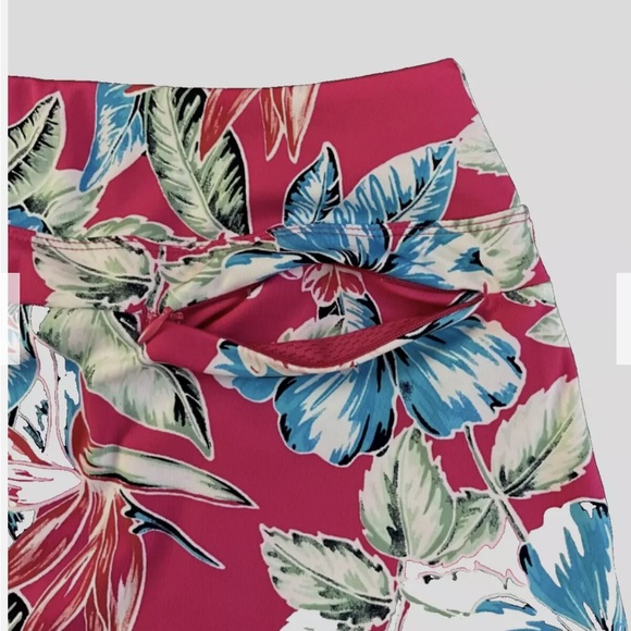 NWT Tommy Bahama Active Magenta Flora Golf Skort sz Small (227 & 245) - Picture 16 of 16